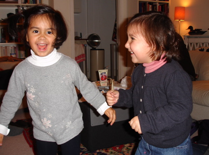 8 Nov Amelie and Anaelle 4.jpg